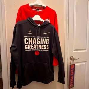 *(2) Bundle Mens Nike Clemson sweatshirts (CT 0008)